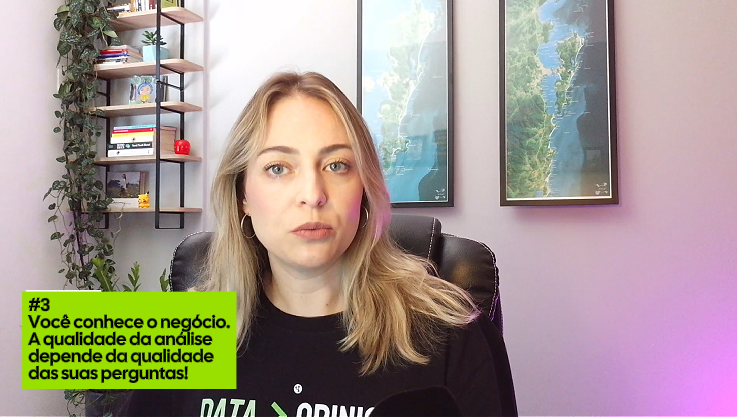 Frame de uma aula sobre análise com IA